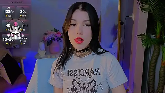 Sophie SkyAngel online show from 10/29/25, 01:32