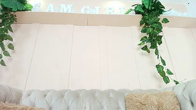 Snapshot of lorena_rubio chatting on 10/12/25, 12:06 lorena rubio online show from 10/12/25, 12:06