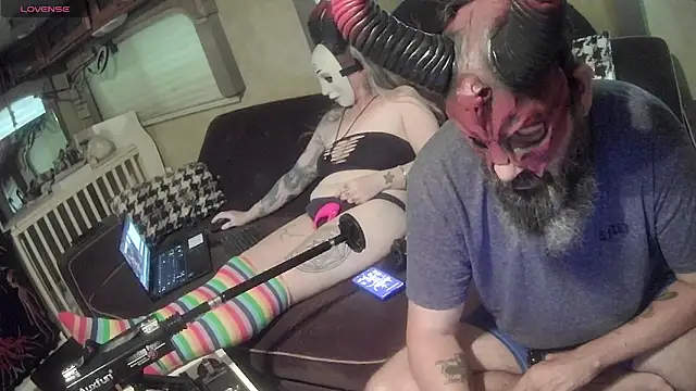 Snapshot of jamiezlilith chatting on 10/07/25, 07:59 jamiezlilith online show from 10/07/25, 07:59