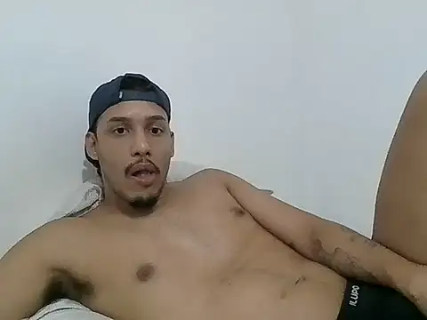 Snapshot of BAGHEERAPGG chatting on 09/18/25, 01:08 BAGHEERAPGG online show from 09/18/25, 01:08