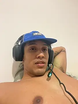 Snapshot of BAGHEERAPGG chatting on 11/03/25, 12:05 BAGHEERAPGG online show from 11/03/25, 12:05