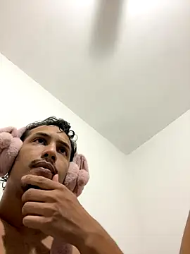 Snapshot of BAGHEERAPGG chatting on 10/02/25, 12:25 BAGHEERAPGG online show from 10/02/25, 12:25