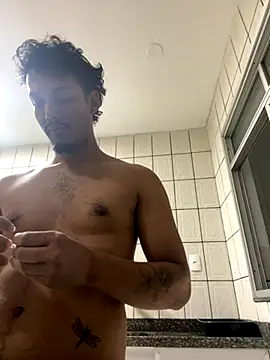 Snapshot of BAGHEERAPGG chatting on 10/13/25, 01:07 BAGHEERAPGG online show from 10/13/25, 01:07