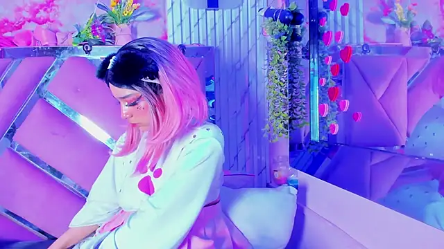 Akane Hikari  online show from 03/27/26, 08:26