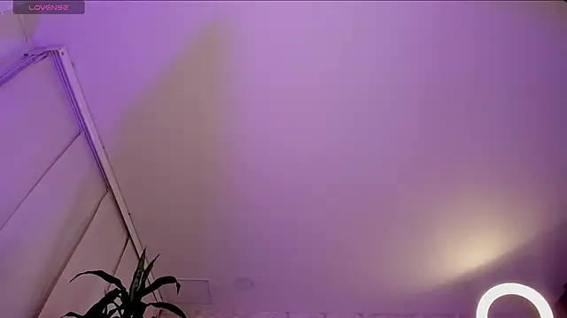 Snapshot of Alaiaguerra chatting on 05/02/26, 08:03 Alaiaguerra online show from 05/02/26, 08:03