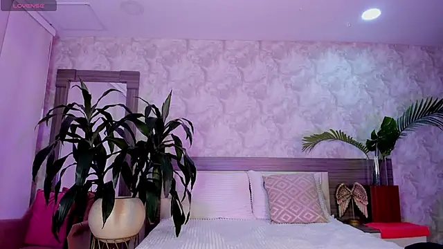 Alaiaguerra online show from 06/12/26, 08:06