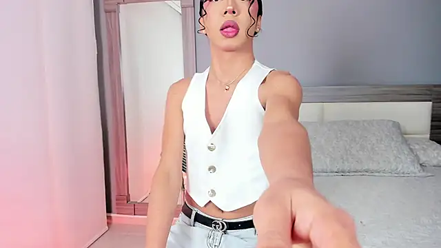 Alaiaguerra online show from 09/13/25, 07:36