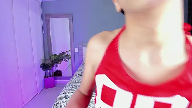 Alaiaguerra online show from 10/17/25, 07:37