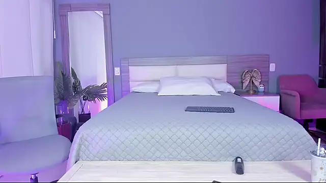 Alaiaguerra online show from 09/21/25, 02:11