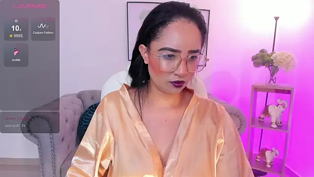 Sharon breezee online show from 11/23/25, 05:17