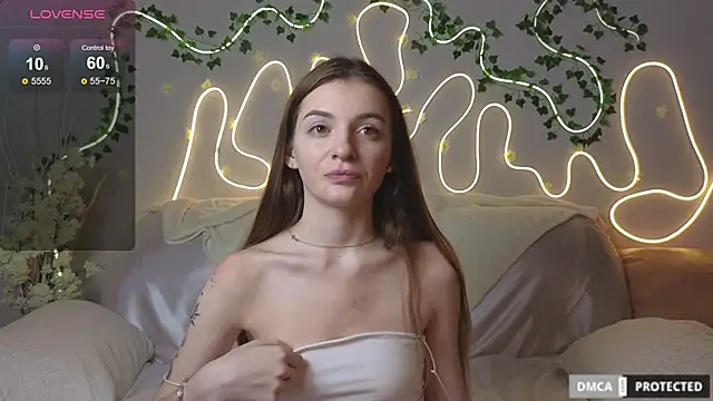 Alice-Meow online show from 09/10/25, 07:35