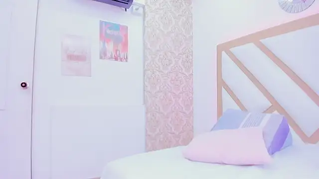 Amber-Sweett online show from 09/14/25, 10:32