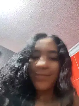 Amber-Sweett online show from 10/22/25, 03:39