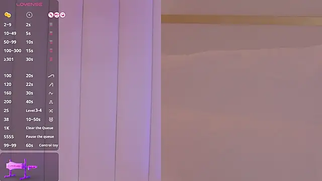 Snapshot of MeganStrain chatting on 11/13/25, 03:10 MeganStrain online show from 11/13/25, 03:10