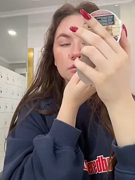 Snapshot of MeganStrain chatting on 09/11/25, 03:17 MeganStrain online show from 09/11/25, 03:17