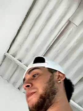 enzo vittale03  online show from 09/22/25, 08:37