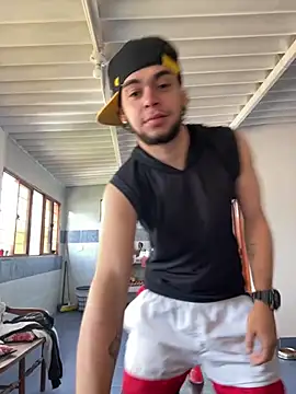 enzo vittale03  online show from 02/08/26, 02:26