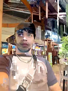 enzo vittale03  online show from 09/30/25, 10:16