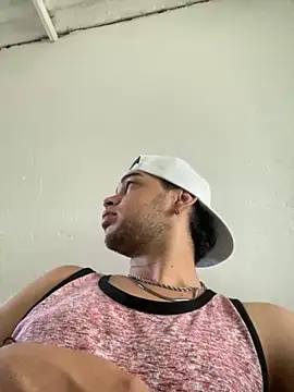 enzo vittale03  online show from 09/25/25, 11:16