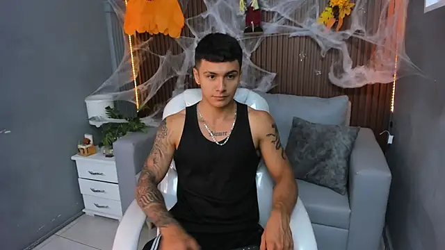 Leo santoro online show from 10/24/25, 01:21