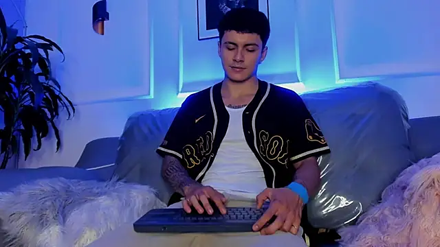 Leo santoro online show from 02/27/26, 03:12