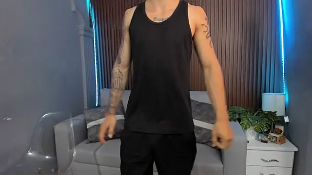 Leo santoro online show from 09/17/25, 02:19