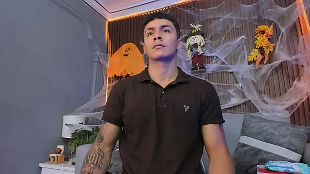 Leo santoro online show from 10/11/25, 01:34