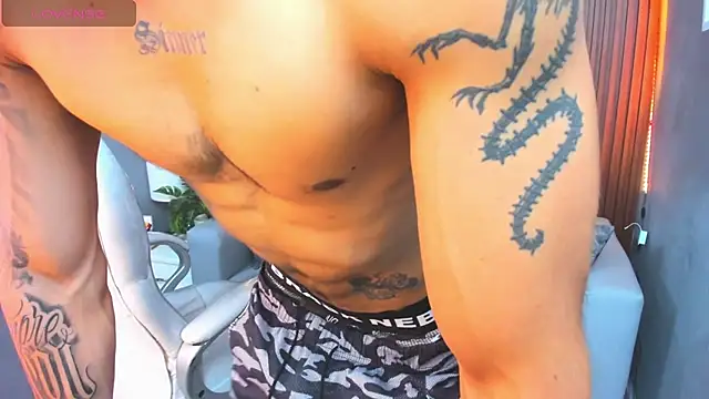 Leo santoro online show from 11/12/25, 04:22