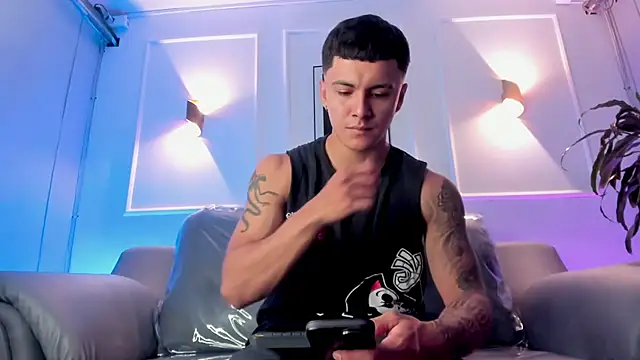 Leo santoro online show from 04/10/26, 02:02