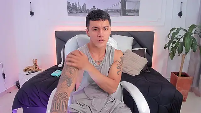 Leo santoro online show from 11/03/25, 02:20