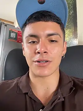 Leo santoro online show from 10/03/25, 01:34