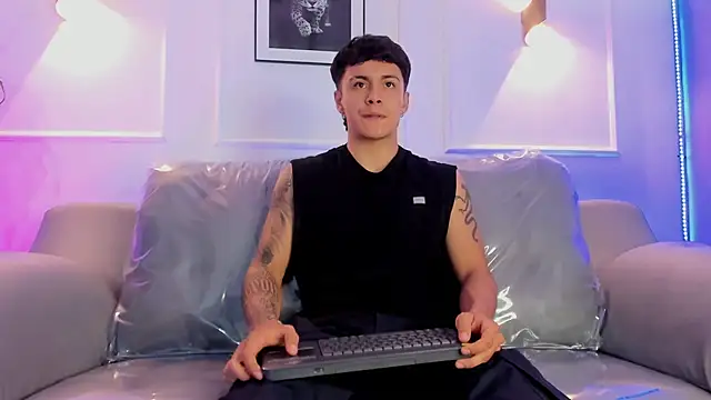 Leo santoro online show from 03/20/26, 01:45