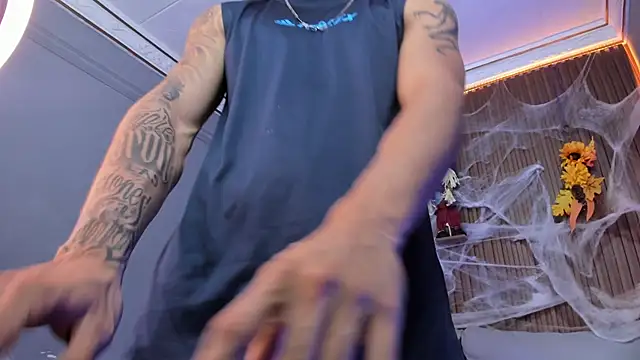 Leo santoro online show from 10/10/25, 12:50