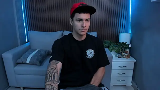 Leo santoro online show from 09/22/25, 01:28