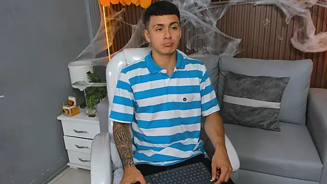 Leo santoro online show from 10/23/25, 02:05