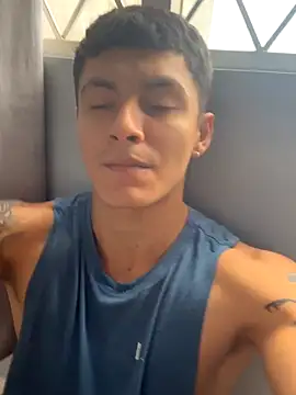 Leo santoro online show from 12/05/25, 02:15