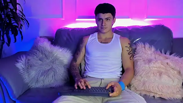 Leo santoro online show from 02/26/26, 01:55