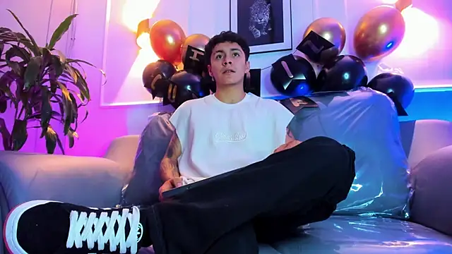 Leo santoro online show from 03/28/26, 02:07