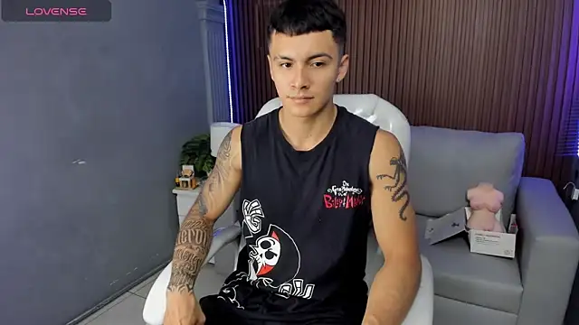 Leo santoro online show from 12/20/25, 02:09