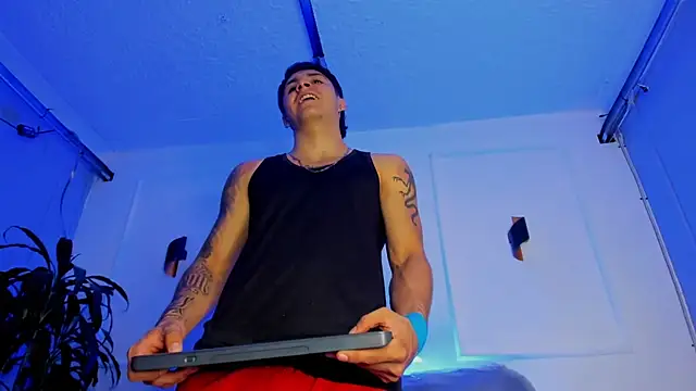 Leo santoro online show from 02/28/26, 02:28