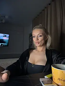 BOO D online show from 02/03/26, 07:41