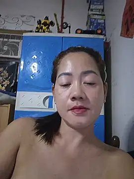 Snapshot of SweetASS6969 chatting on 07/09/26, 03:33 SweetASS6969 online show from 07/09/26, 03:33
