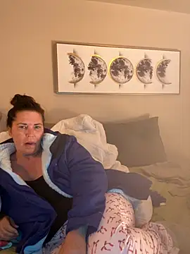 petalsexy online show from 10/28/25, 05:01