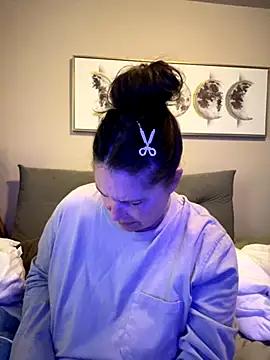 petalsexy online show from 10/29/25, 06:51