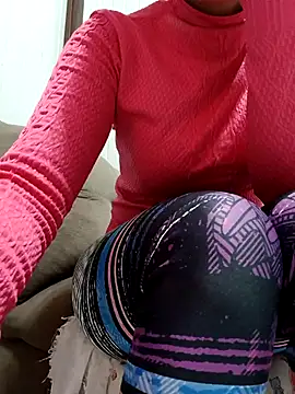 cicinha3657 online show from 05/10/26, 04:27