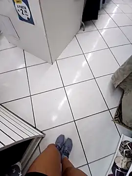 cicinha3657 online show from 04/15/26, 06:01