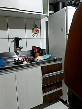 cicinha3657 online show from 04/05/26, 06:20