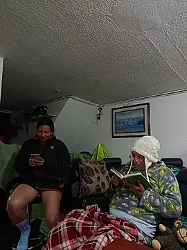 PAULA20- online show from 10/22/25, 02:33