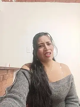 PAULA20- online show from 10/25/25, 02:17