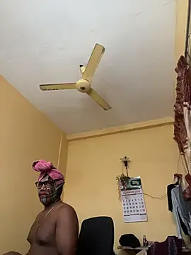 femboyslqueen online show from 11/04/25, 05:00